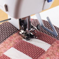 Deluxe walking Foot only £18.99 with a quilting guide